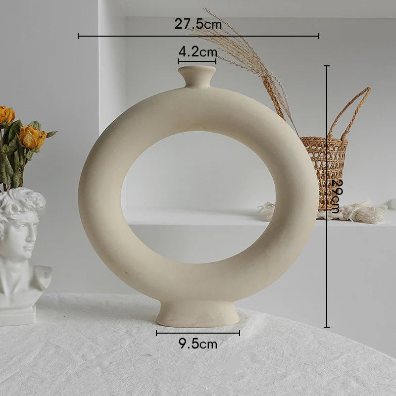 Nordic Ceramic Dry Flower Vase – Minimalist Matte Home Decor